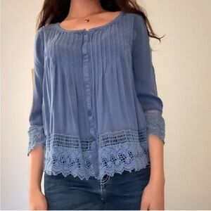 American Eagle Outfitters Blue Lace Trim 3/4 Sleeve Button Front Blouse Size XS